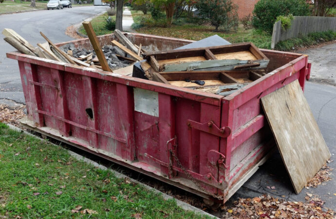 Property Cleanup Dumpster Services, Boca Raton Junk Removal and Trash Haulers